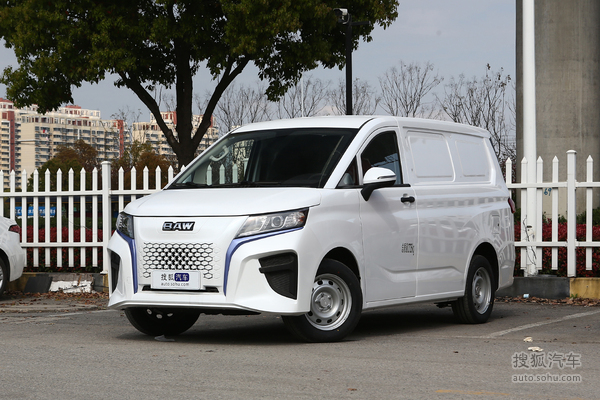 北汽制造锐胜王牌M7 EV
