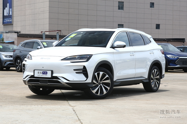 比亚迪宋PLUS EV