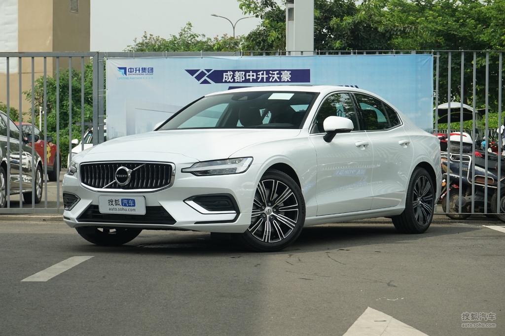 2021款沃尔沃s60t4智远豪华版