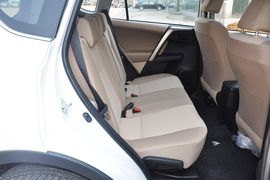   2013款丰田全新RAV4 2.0L S-CVT四驱风尚版