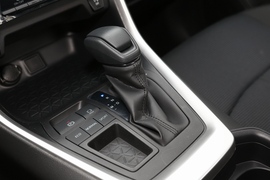   2021款 丰田RAV4荣放 2.0L CVT两驱都市版
