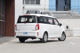 2021款五菱征程 1.5t 手动豪华型营运车