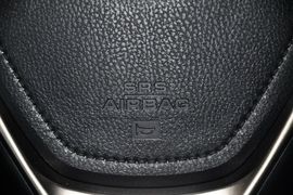 2013款丰田RAV4 2.5L手自一体四驱尊贵版
