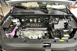   2010款丰田RAV4自动豪华版到店实拍