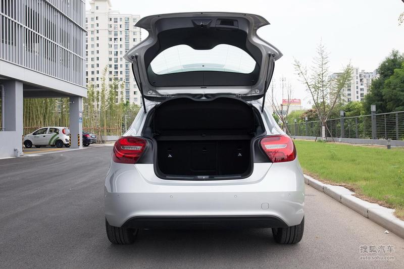 【 奔驰A级图片】_2017款 改款 A 200 动感型