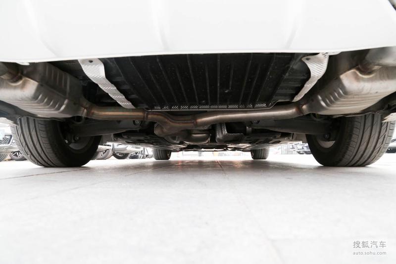 【 奔驰C级图片】_2017款 改款 C 180 L 时尚