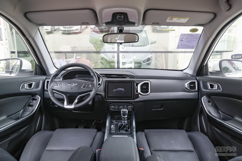 【 奇瑞瑞虎5x图片】_黑色_内饰
