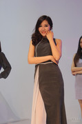 2013ϾʮһչŮģ 