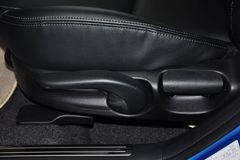 马自达3星骋两厢2.0L 自动豪华型座椅调节图片