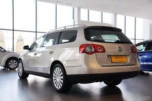 旅行车哪款好 Img717775_300.jpg