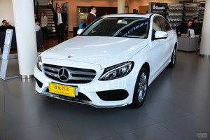 奔驰C级