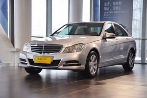 奔驰C级