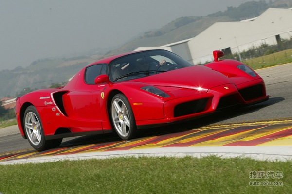 2002 ENZO 399̨