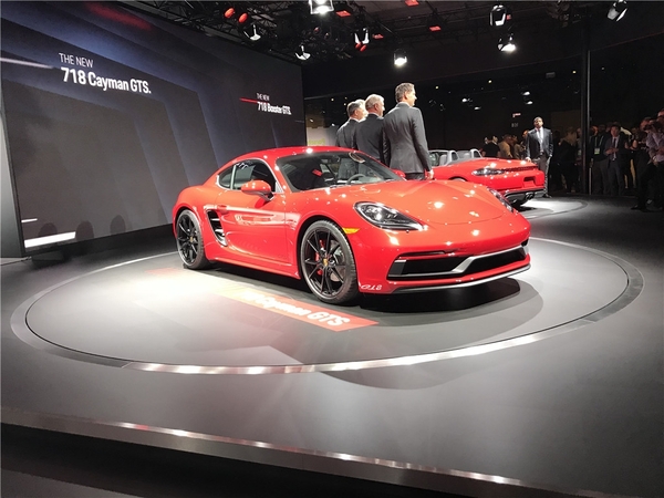 保时捷718 Boxster/Cayman亮相
