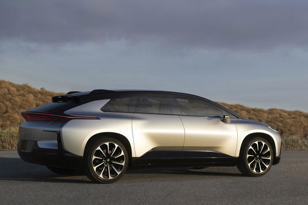 法乐第未来 FF91 壁纸 官方 图片