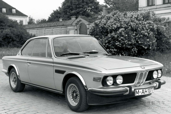 Ͼʮ عBMW 7ϵչʷ