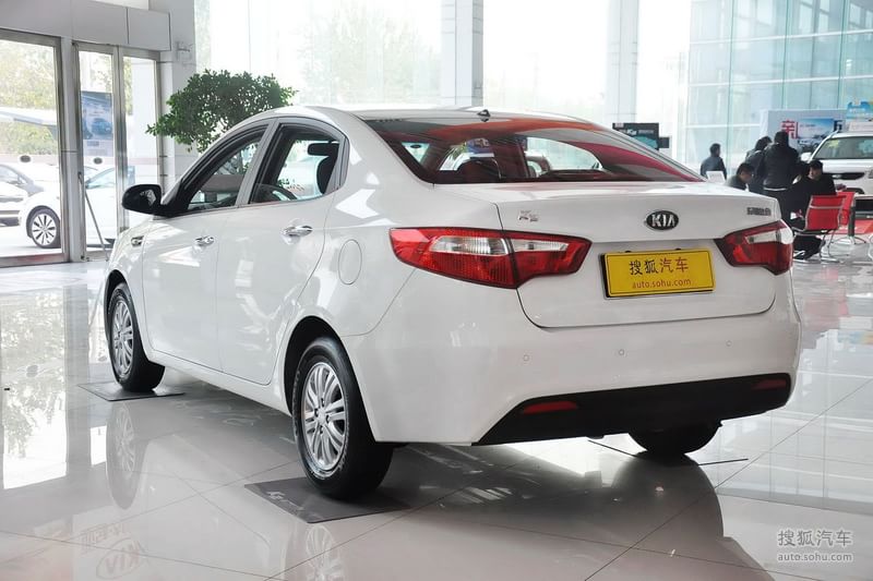 【起亚K2三厢 2012款1.4L AT GLS纪念版 外观