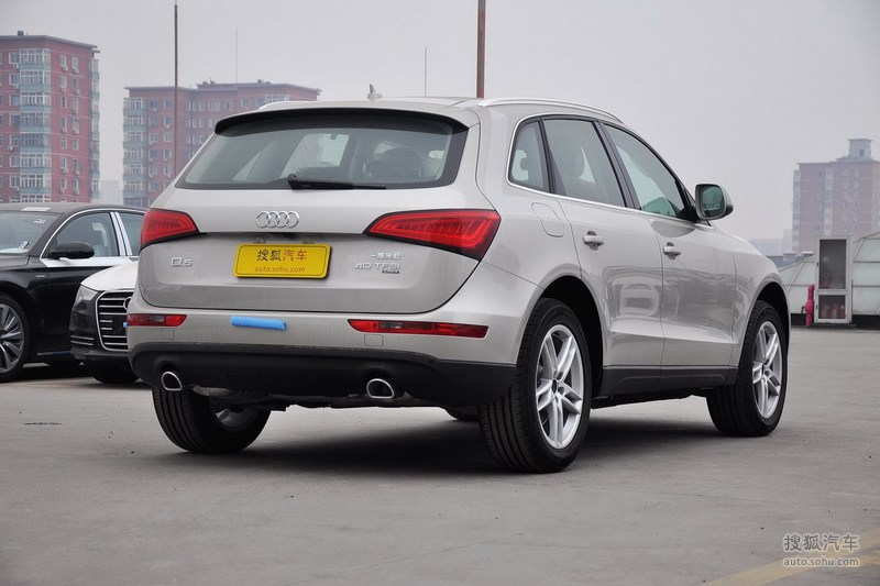 【奥迪Q5 2013款2.0TFSI 豪华型外观白金色图