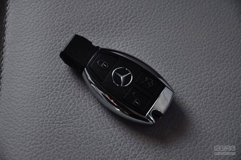 C级2012款C200时尚型内饰驼灰色内饰m1249