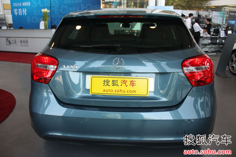 2013款奔驰A180现车优惠 报价 配置 技术参数