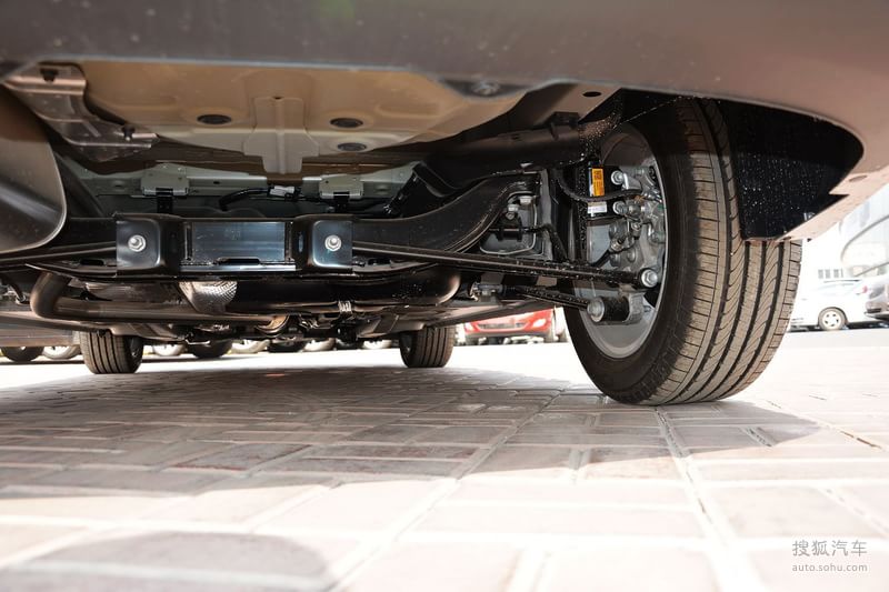 【别克英朗GT 2015款15N 手动精英型底盘\/动