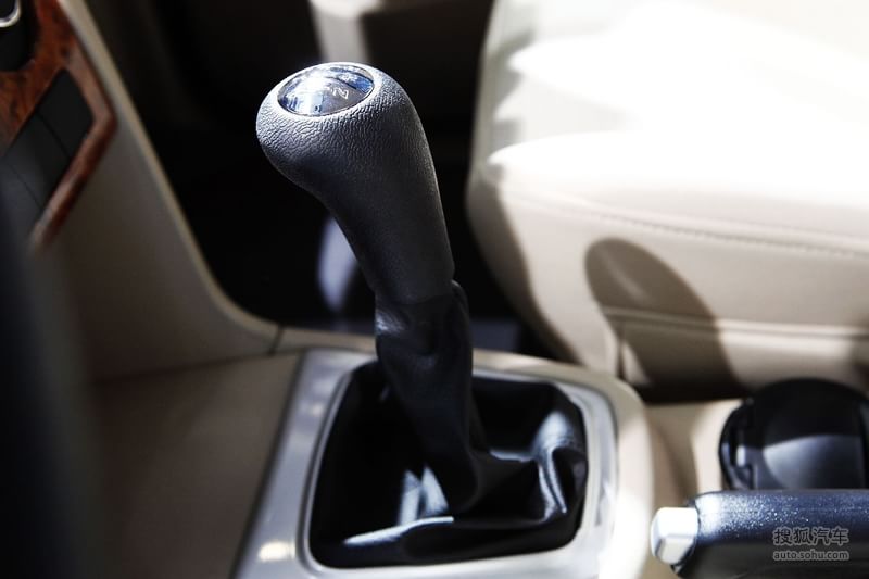 欧诺2012款1.5l 运动版豪华型内饰t1426895图高清图片