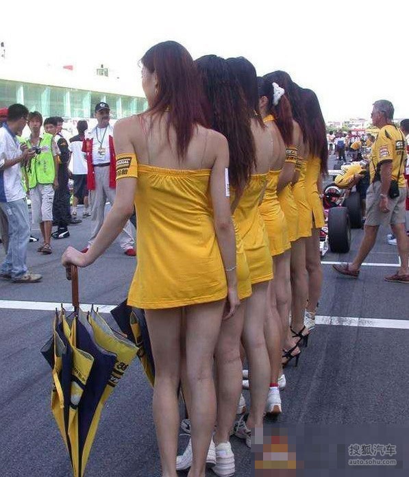 大胆开放女车模露骨行为堪称一绝(1275867)