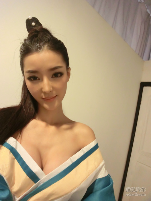 性感魔女李颖芝图片