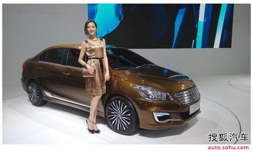 锋驭史上最强家族阵容 亮相北京车展_【连云港