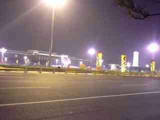 手机怎么调夜景照片 Img6124015_780.jpg