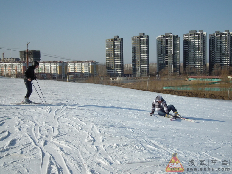 唐山北京车友春节南戴河集发滑雪观光一日游滑