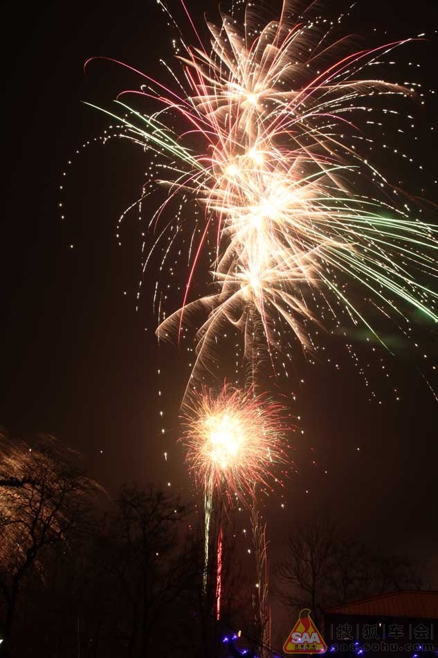 乡村庆元宵节烟花