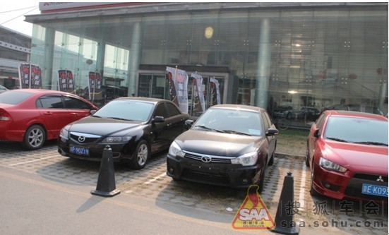 哥哥看车,小妹作陪_菱悦论坛