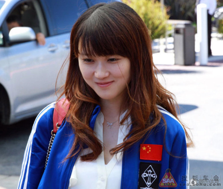 LOL总决赛皇族完胜OMG晋级_北京骐达论坛_