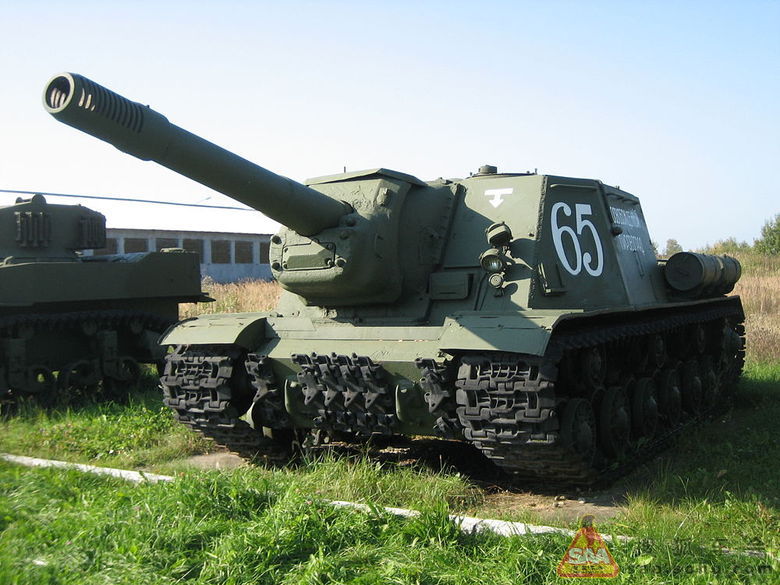 二战苏联ISU-152重型突击炮