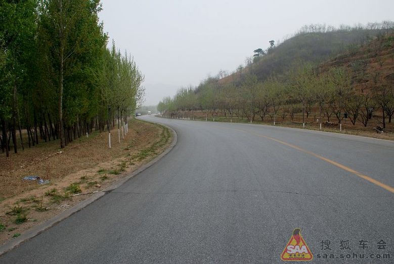早上从辽宁建昌县出发,路过河北青龙县,下午到了青山关.