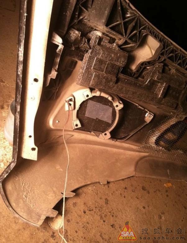 C驴改原厂运动LED雾灯,七颗的,效果很给力!