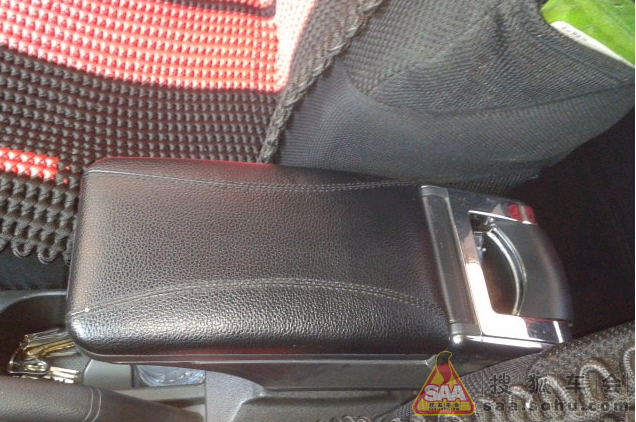 起亚K2小装饰和个人感受留个纪念! - 起亚K2论