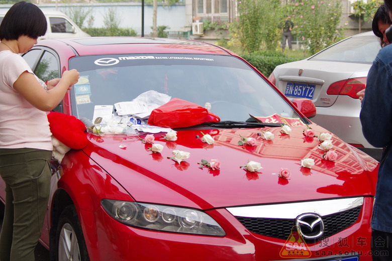 今天堂姐结婚我也做了一回头车!_北京马自达6