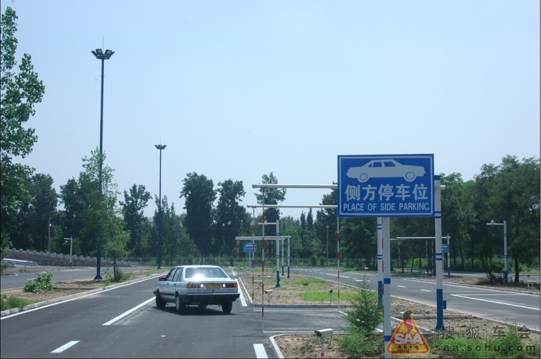 公交驾校科目二内路考试项目 - 公交驾校