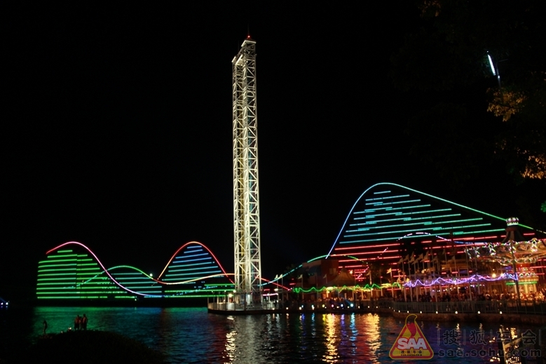 上海松江欢乐谷--夜景灯光变化欣赏