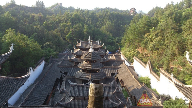 【断涯游记】恩施城里当土司_自驾游