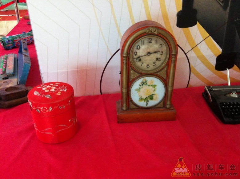 Img1282599_780.jpg