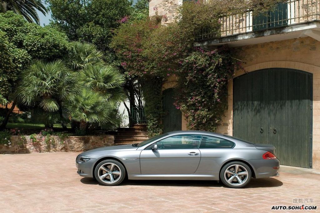 2008款宝马635d双门版