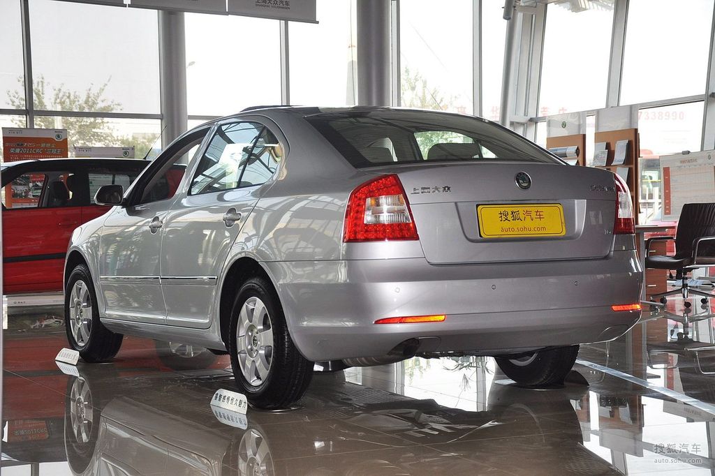 2012款斯柯达明锐16l手自一体逸俊版到店实拍