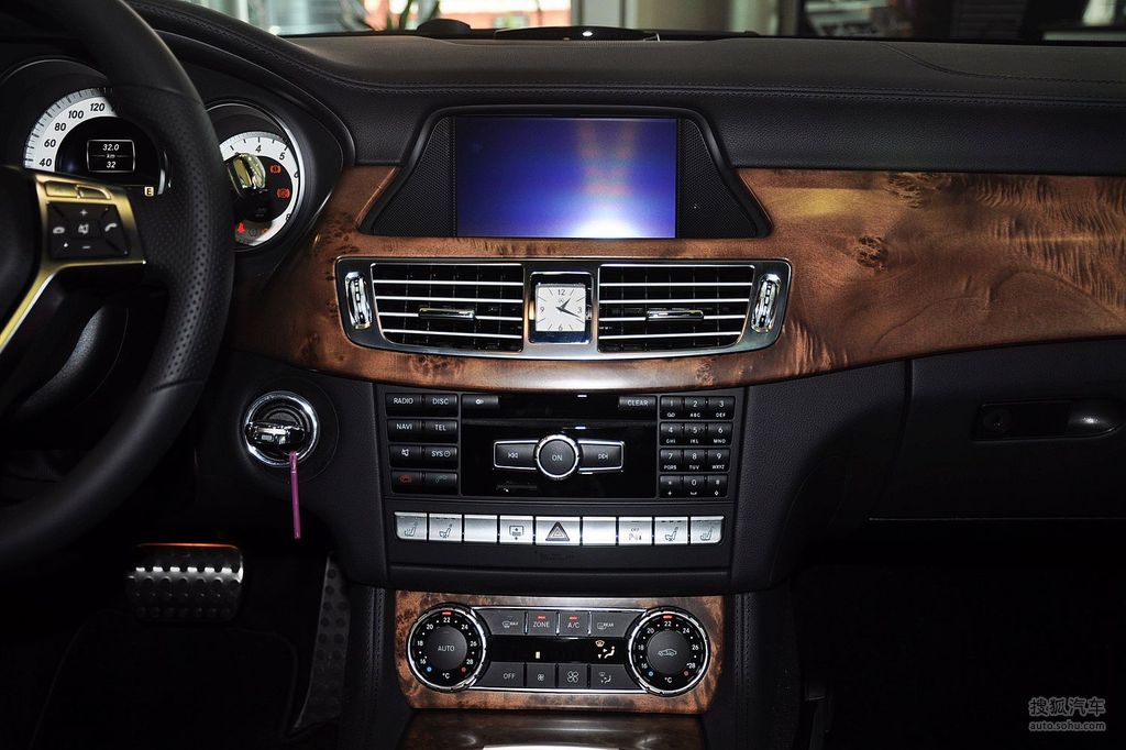 【 奔驰cls级高清图片】_深色内饰_内饰_搜狐汽车网