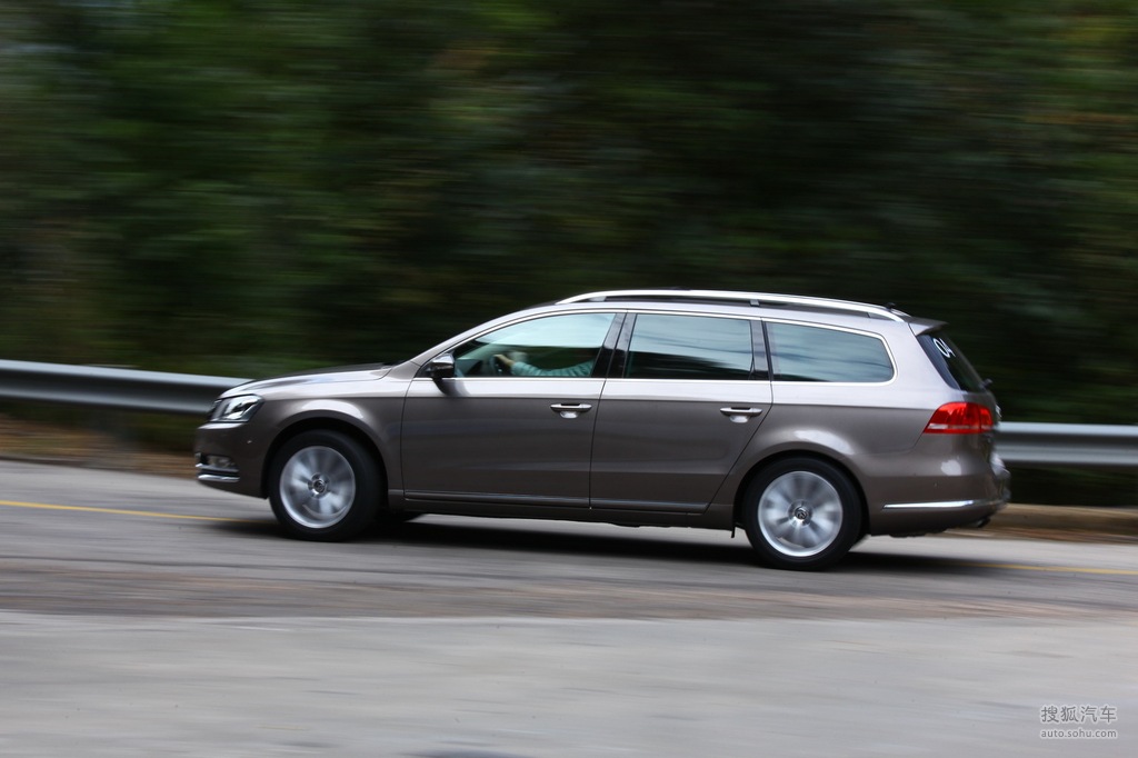 大众迈腾旅行车