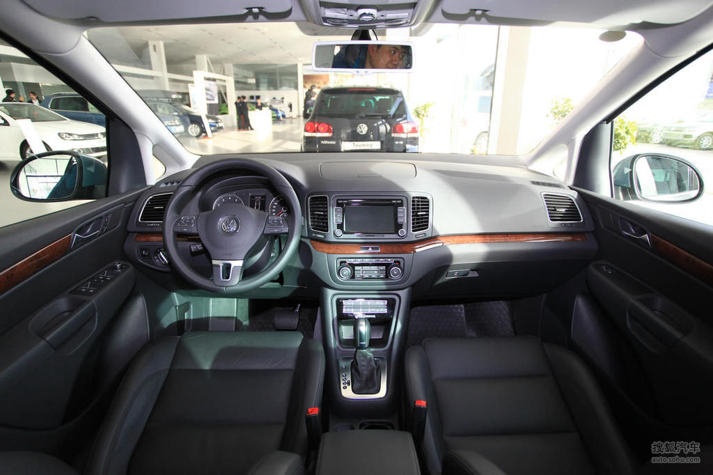 【 大众夏朗高清图片】_钛钨黑_内饰_搜狐汽车网