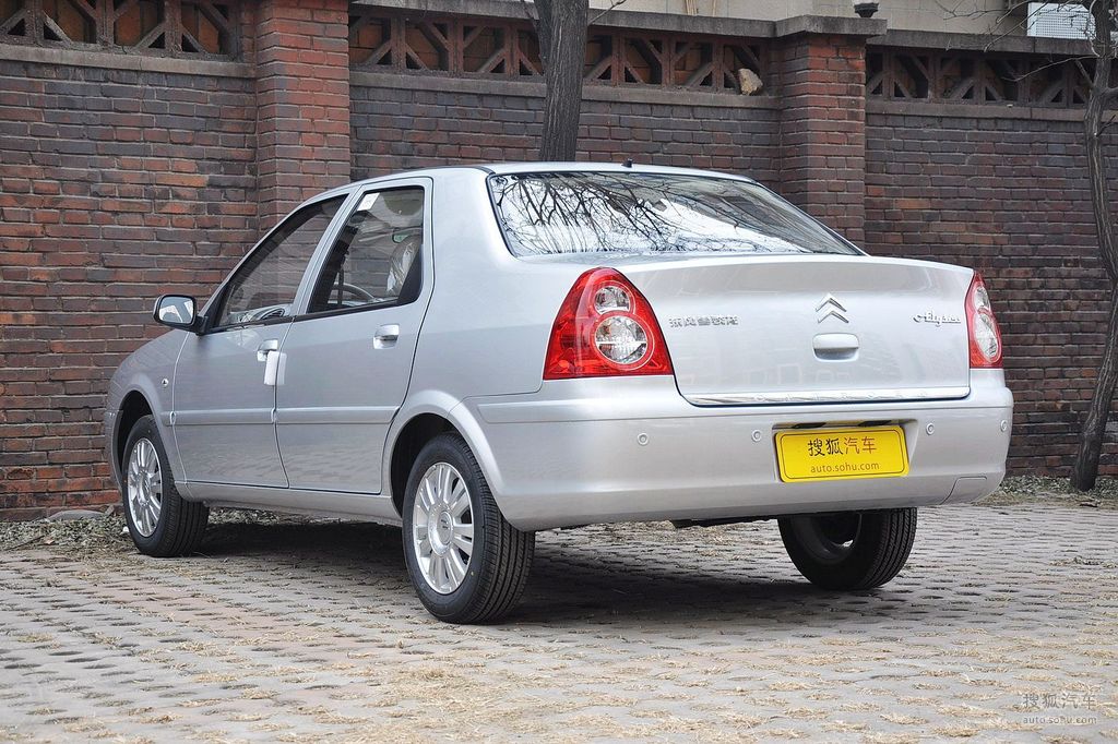 2012款雪铁龙爱丽舍三厢1.