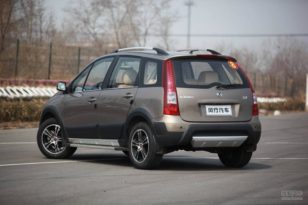 东风风行景逸suv